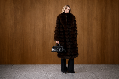 Luxury Coats for City Winters: Elegant Urban Winter Coat Guide