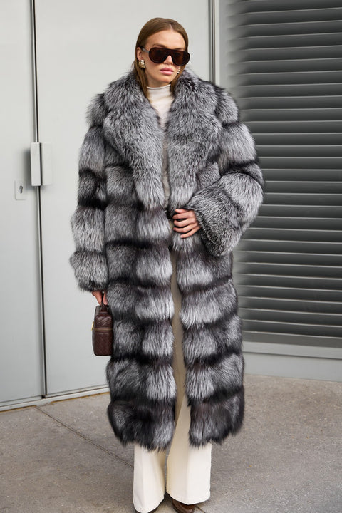 Manteau long en fourrure de renard