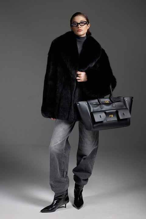 Manteau en fourrure de renard noir
