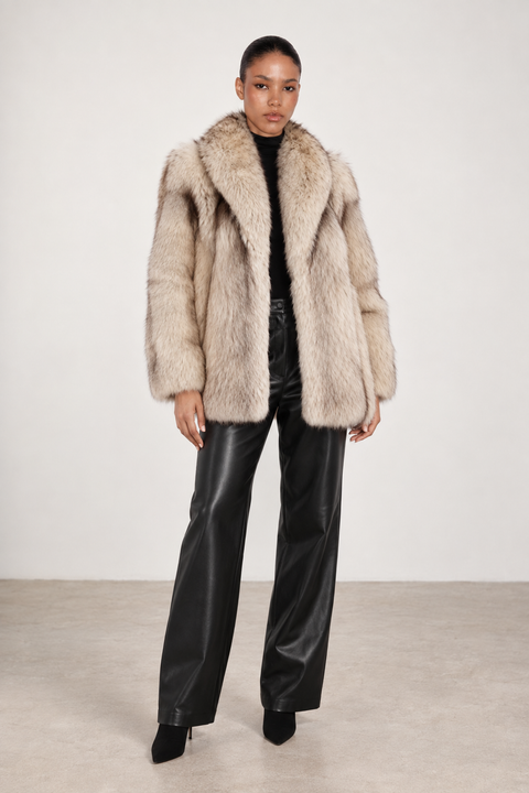 Manteau en véritable fourrure de renard