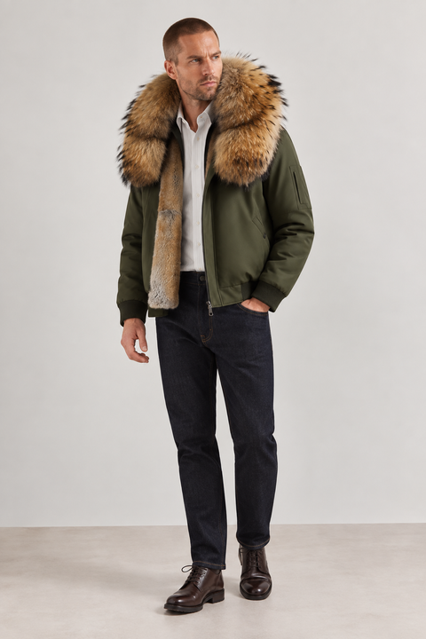 Parka curta masculina forrada a pele