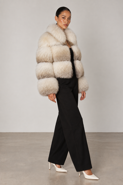 Manteau en fourrure de renard doré