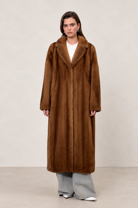 Cappotto lungo in pelliccia di visone color cognac