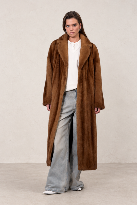 Cappotto lungo in pelliccia di visone color cognac