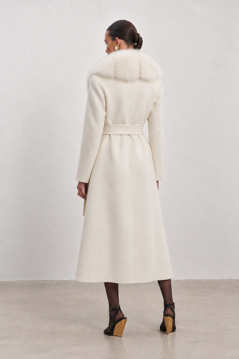 Kaschmirmantel in Off-White mit Pelz