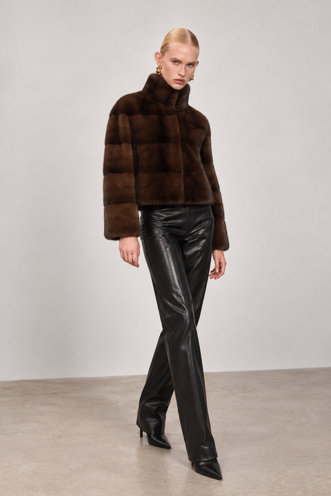 Manteau court en vison brun